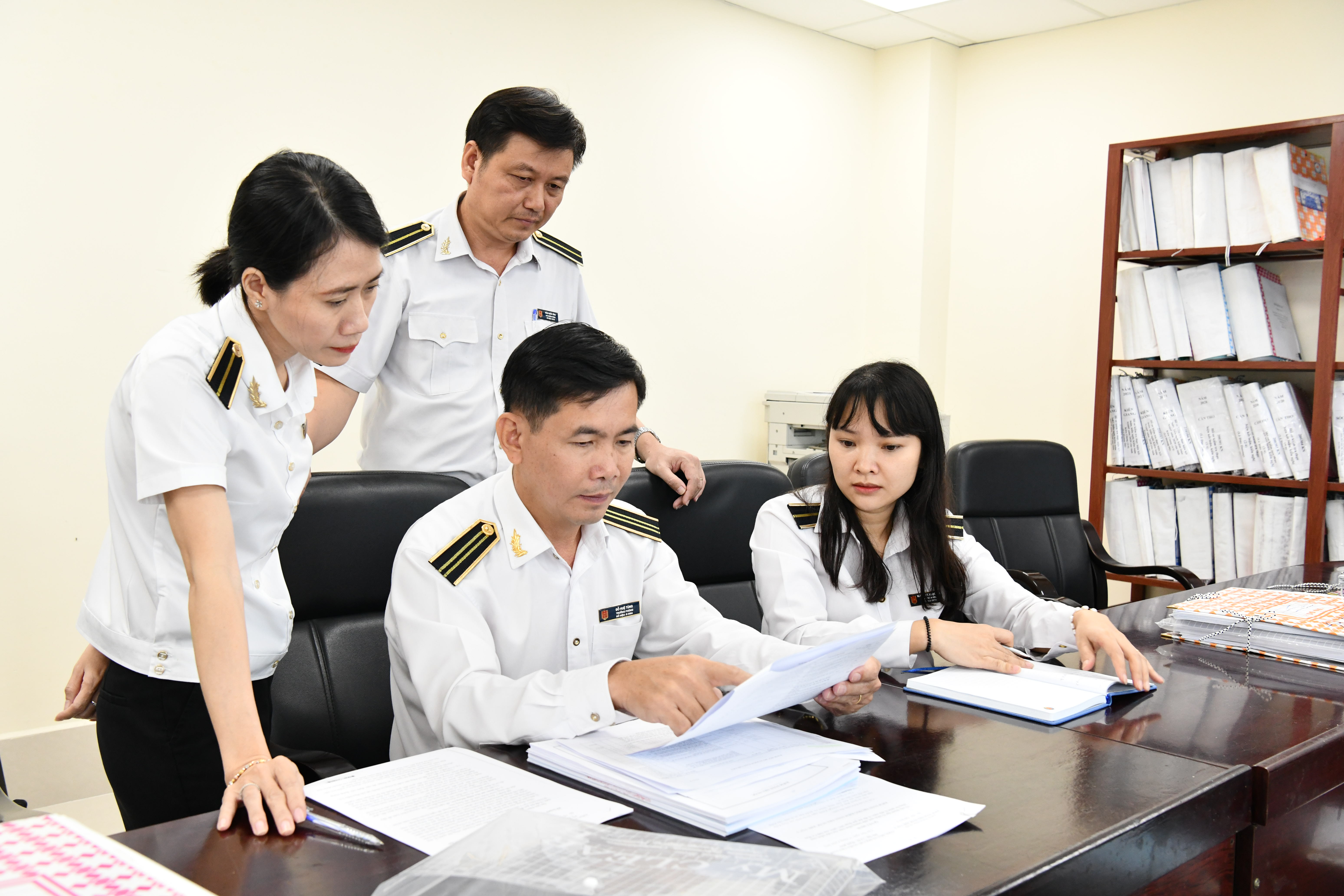 NÂNG CAO CHẤT LƯỢNG KIỂM TOÁN VIỆC QUẢN LÝ, SỬ DỤNG ĐẤT ĐAI DO CÁC DOANH NGHIỆP NHÀ NƯỚC NẮM GIỮ